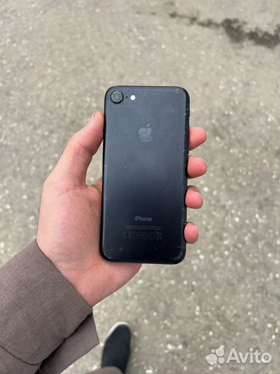 iPhone 7, 128 ГБ