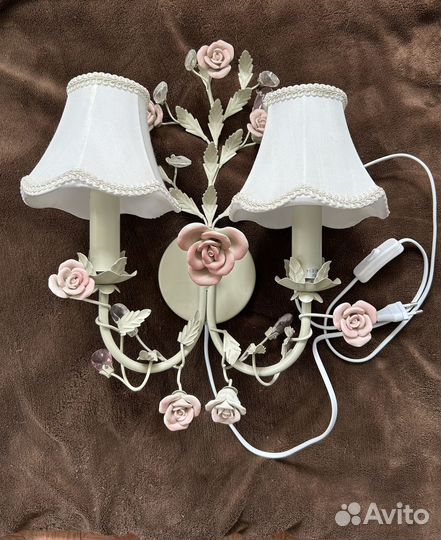 Настенный светильник бра