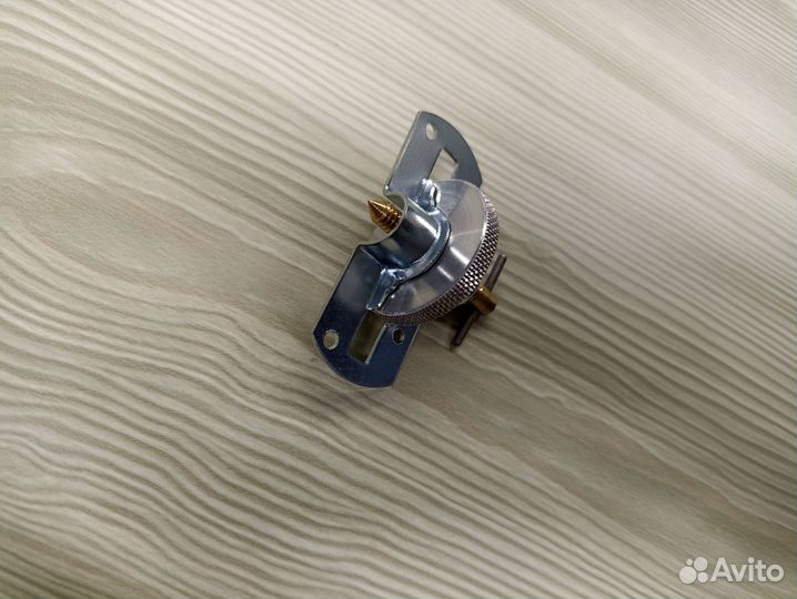 Механизм натяжения басового ремня Баяна, Гармони