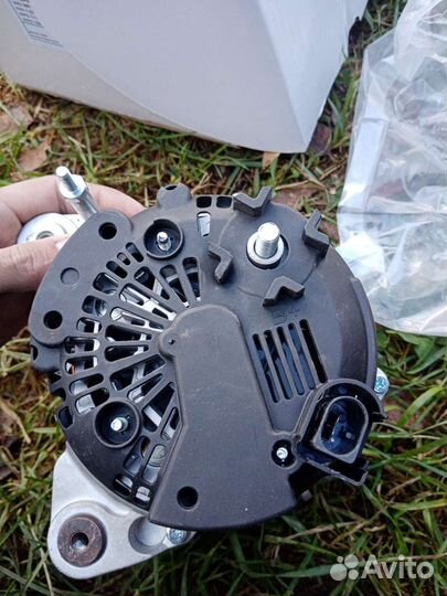 Генератор Volkswagen Audi новый