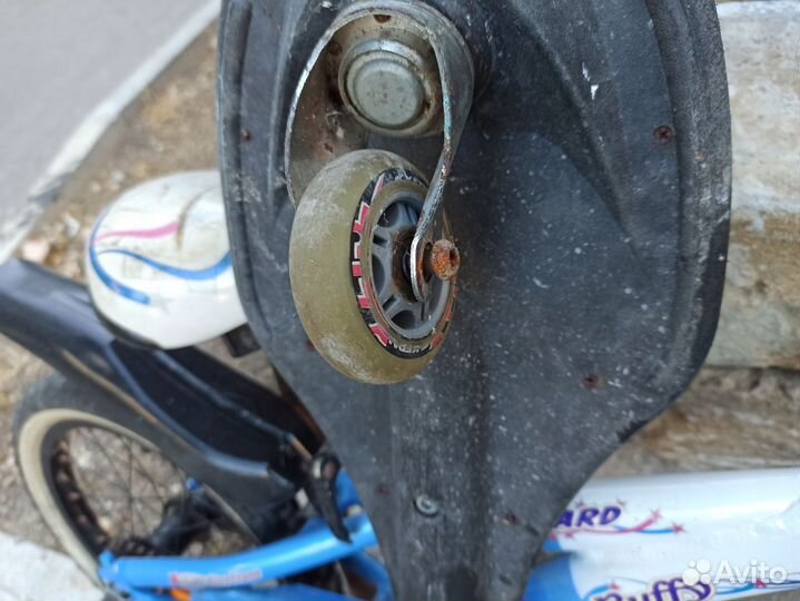 Велосипед и скейт