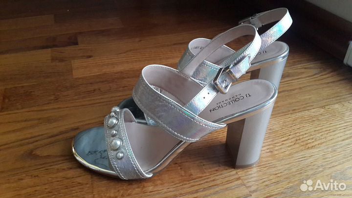Босоножки 38 разм. Chester