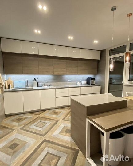 Кухонный гарнитур на заказ. Долговечные материалы