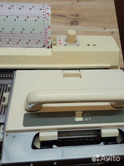 Вязальная машина Brother 893 5 класса