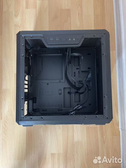 Корпус CooleMaster Masterbox Q300L