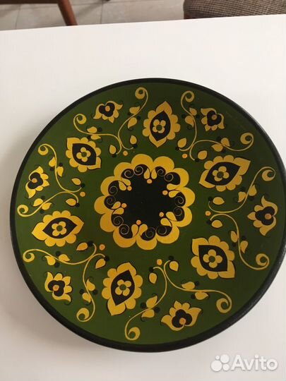 Сувенирные три тарелки настенные