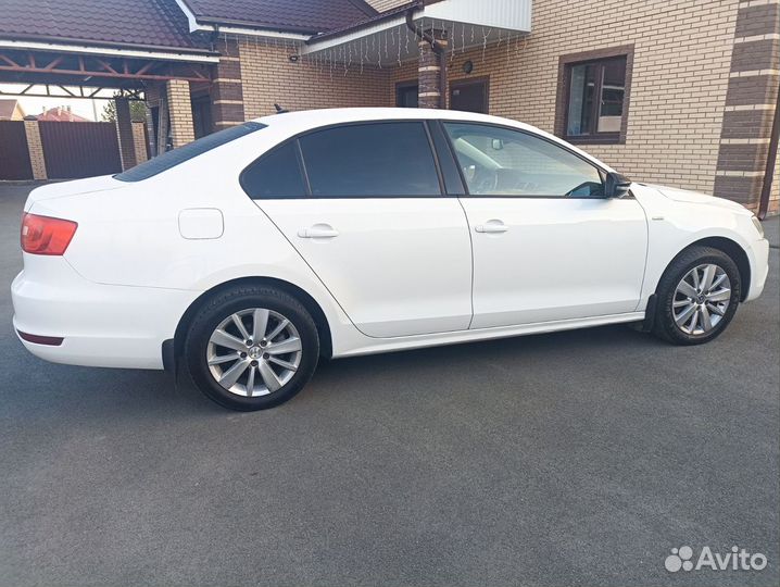 Volkswagen Jetta 1.4 AMT, 2013, 175 207 км