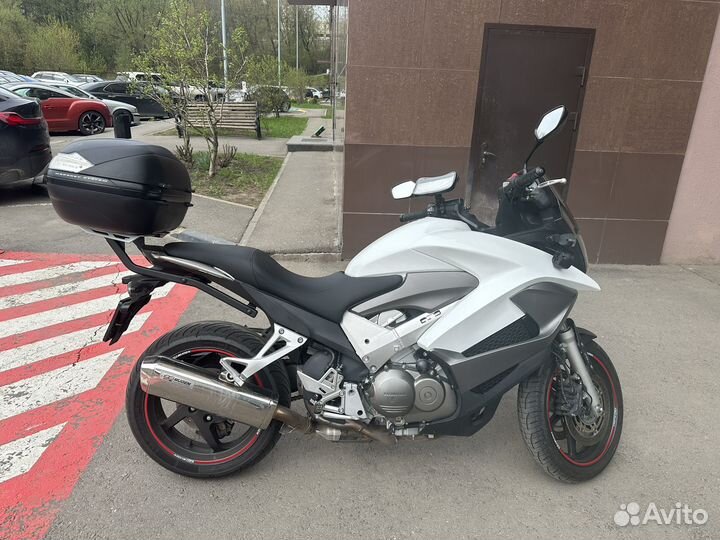 Honda VFR800x Crossrunner 2011