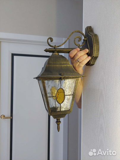 Светильники уличные настенные