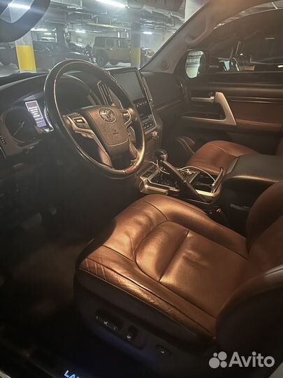 Toyota Land Cruiser 4.5 AT, 2018, 70 000 км