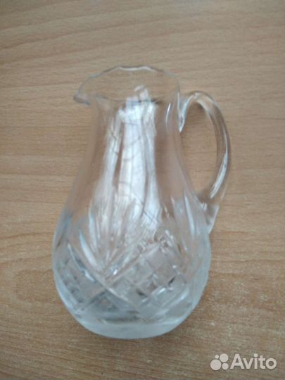 Хрустальный кувшин