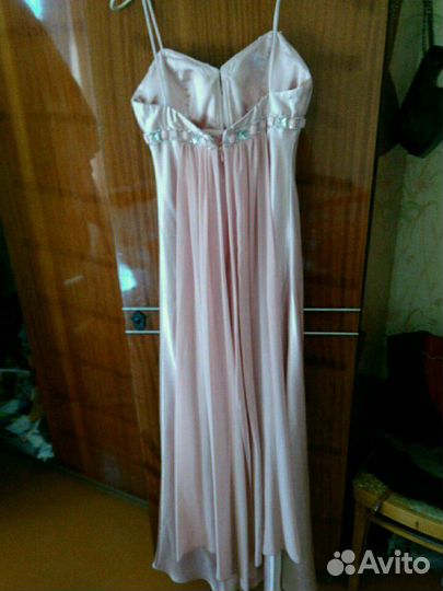 Платье вечернее