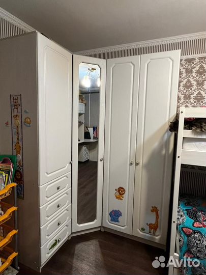 Спальный гарнитур для детской комнаты