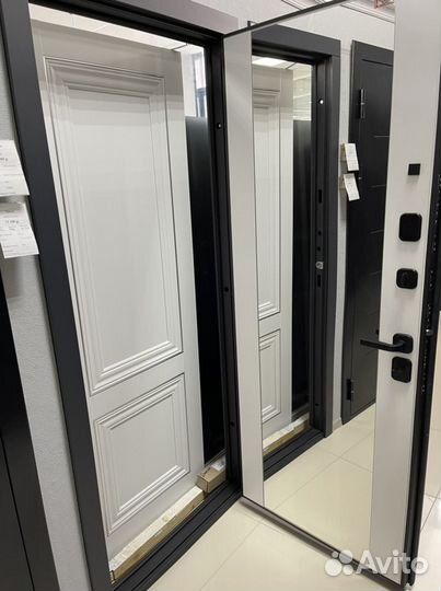 Дверь С Зеркалом В наличии