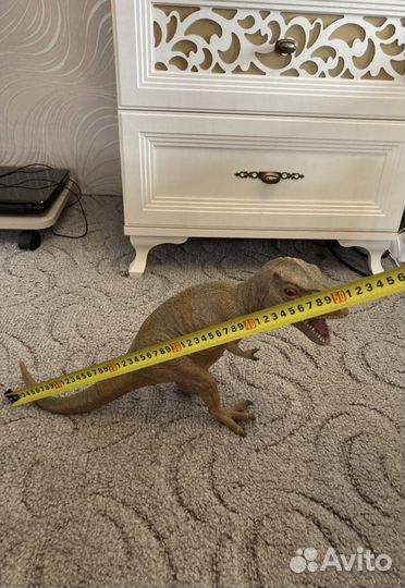 Динозавры игрушки