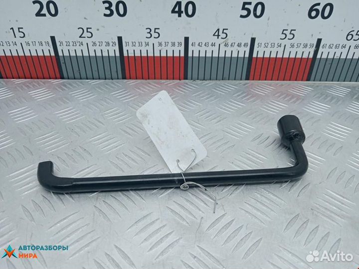 Ключ колесный (балонный) Peugeot 308 T7 2008