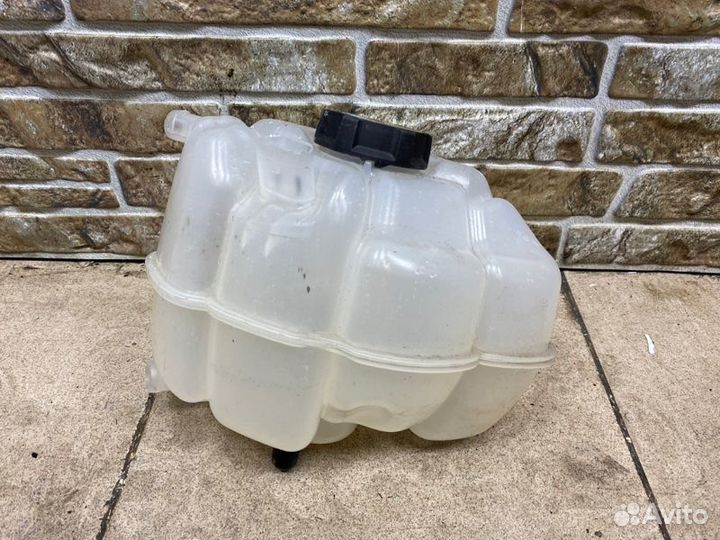 Бачок расширительный Volvo Xc90 2 2.0 dizel 2017