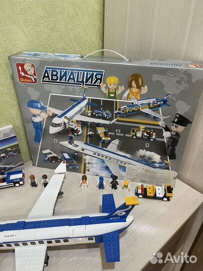 Lego Авиация Аэробус(в разобраном виде)