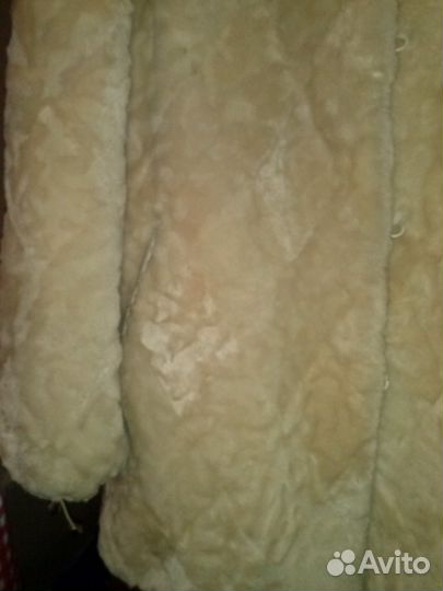 Красивая шубка мутон