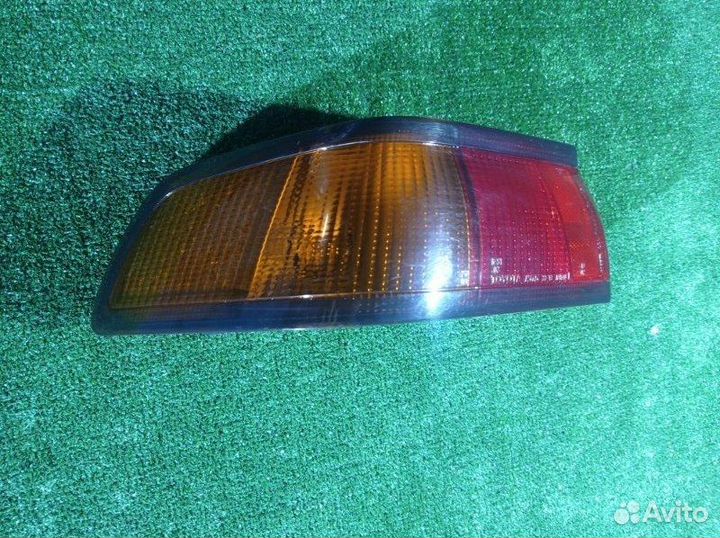 Фонарь задний левый Toyota Camry MCV20 5SFE 2200CC