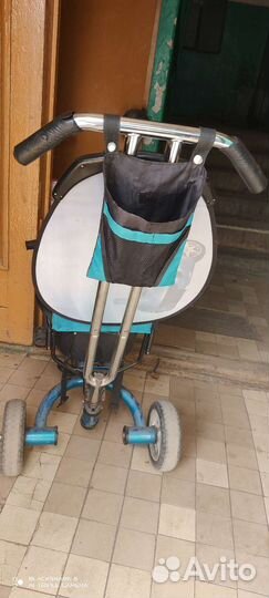 Трехколесный велосипед с родительской ручкой