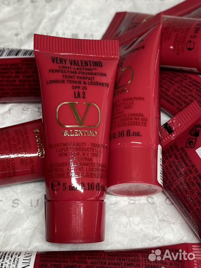 Valentino very valentino тональный крем