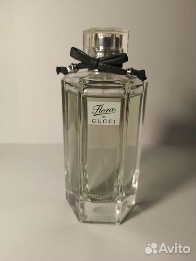 Flora by Gucci glamorous magnolia