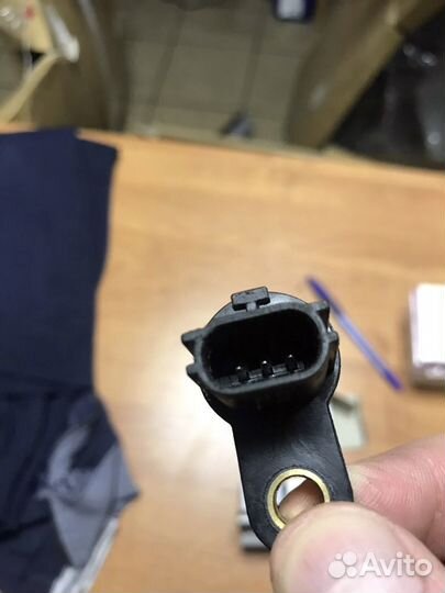 Nissan x-trail датчик положения распредвала