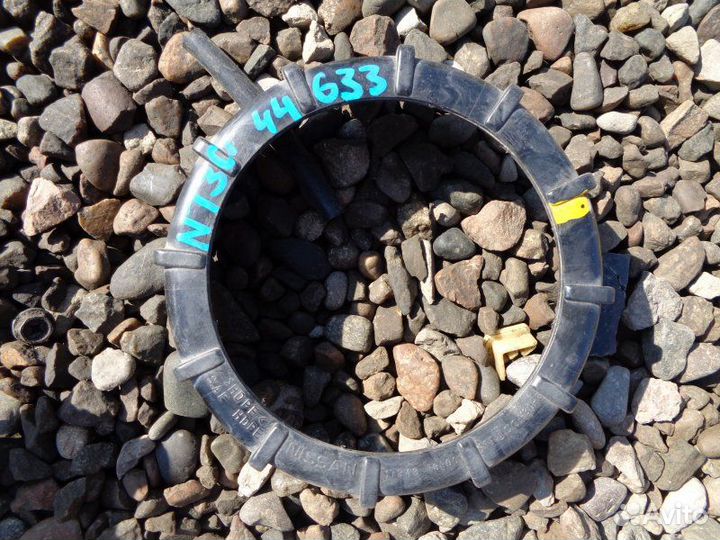 Крепление топливного насоса Nissan Xtrail NT30