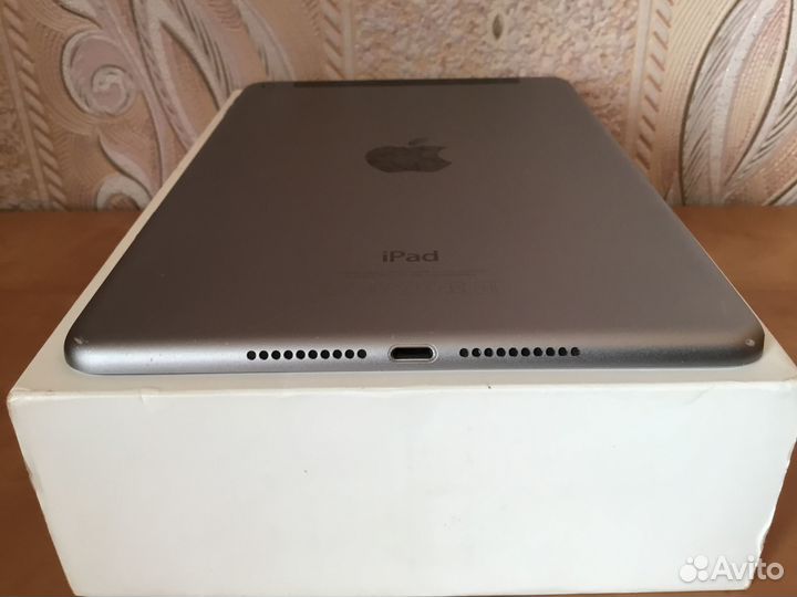 iPad mini 4 с SIM, 128 гб. Отличное состояние