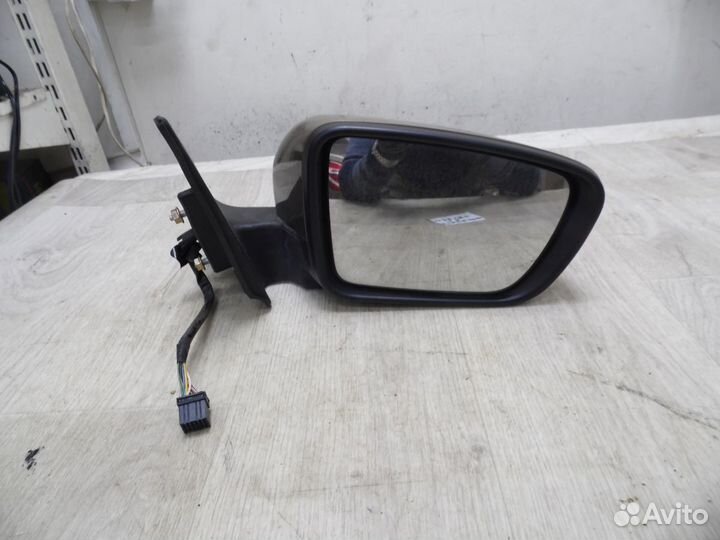 Emgrand EC7 Зеркало правое электрическое Geely emg