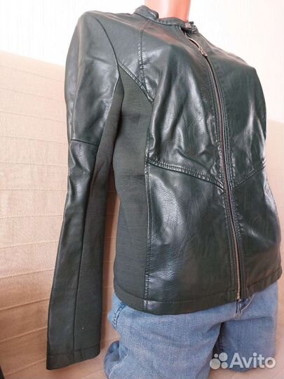 Куртка и ботинки