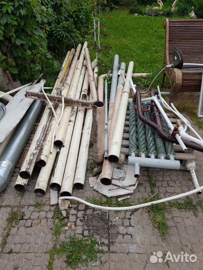 Продам металлолом (труба 76 мм, батареи)