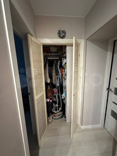 3-к. квартира, 56 м², 1/5 эт.