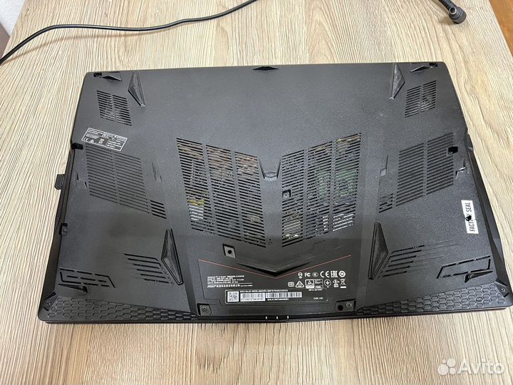 Игровой Msi gl63 8rds