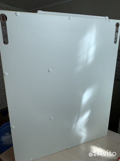 Шкаф навесной в ванную с зеркалом