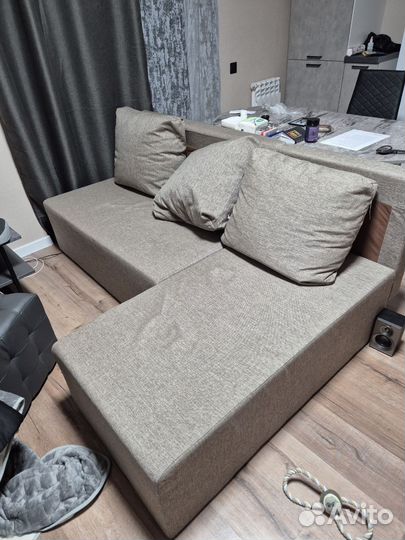 Угловой диван-кровать Крит, с универсальным углом