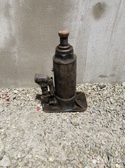 Домкрат гидравлический 5 тонн