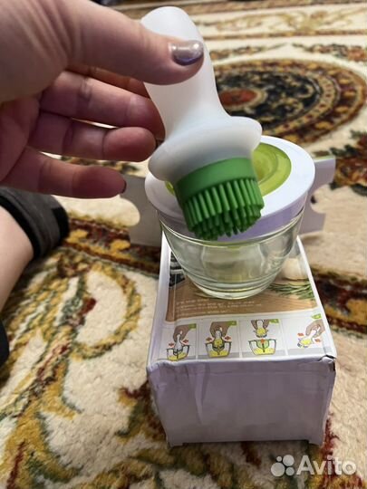 Стеклянная с кисточкой