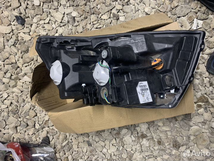 Фара лада веста