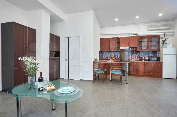 2-к. квартира, 55 м², 2/3 эт.