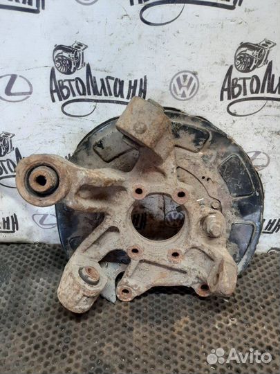 Кулак (цапфа) задний левый Suzuki Grand Vitara