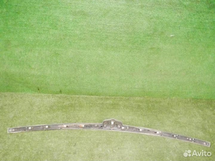 Накладка крышки багажника Cadillac Escalade 4 (201