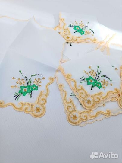 Набор скатерть и 12 салфеток