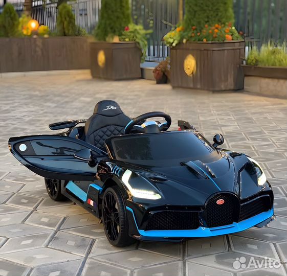 Детский электромобиль новый