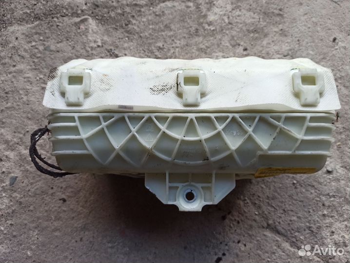 Подушка безопасности пассажира Opel Astra H