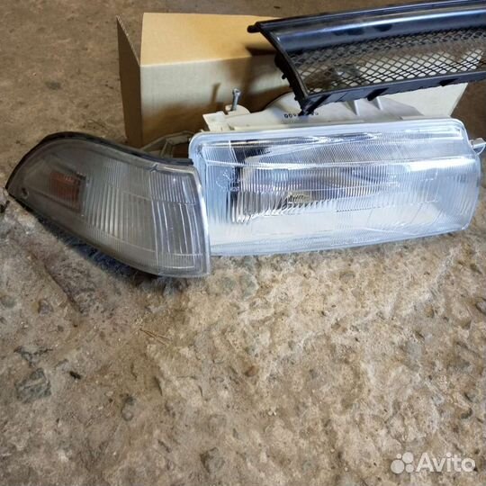 Оптика передняя и задняя Королла E90