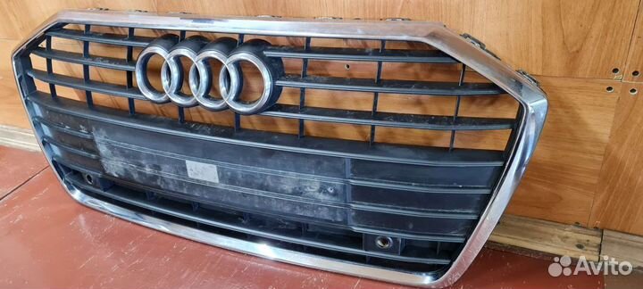 Решётка радиатора audi A6 c8