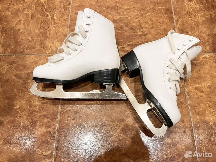 Коньки фигурные 32 размера