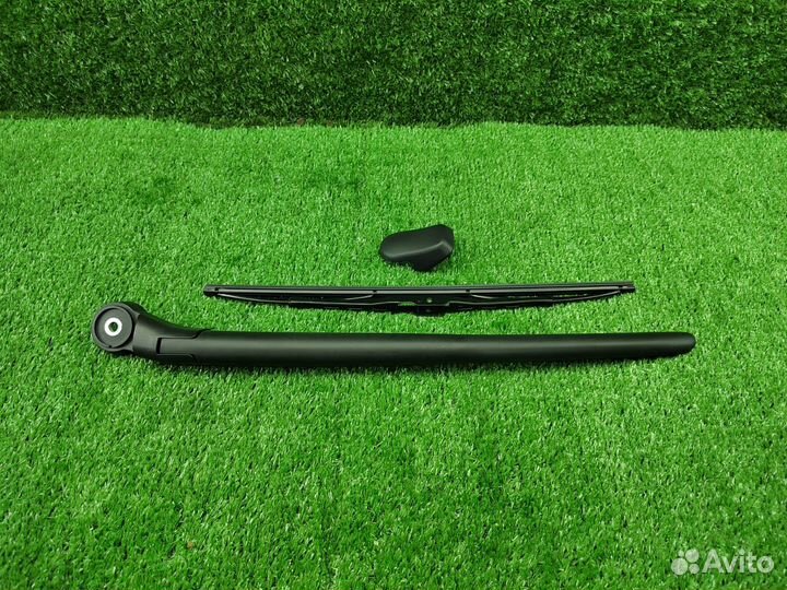 Поводок заднего стеклоочистителя Cayenne 955/957 p